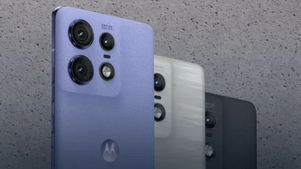 SALE பிச்சிக்குது சார்! ரூ.8000 ரேட் கட்ல pOLED டிஸ்பிளே.. எந்த மாடல்?