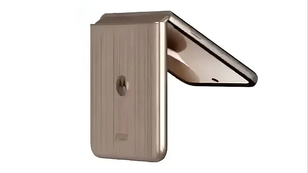 மீண்டும் வுட்டன் பேக் பேனல்.. புது Motorola போன்.. என்ன மாடல்?