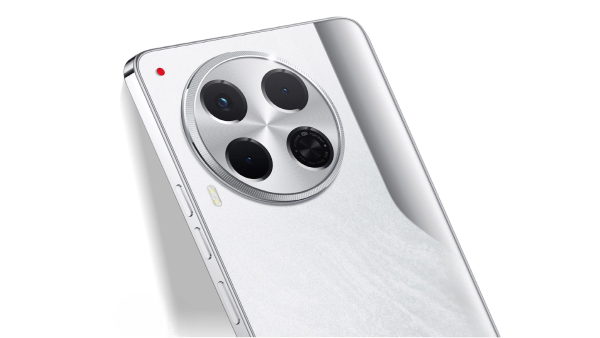 அடிச்சு தூக்குது சேல்.. ரூ.21,849 போதும்.. 12GB ரேம்..  எந்த மாடல்?