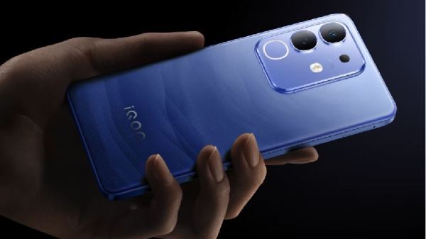 இந்த ரூ.ரூ.13,499 போனின் ஆர்டர் அடி கொளுத்த போகுது!