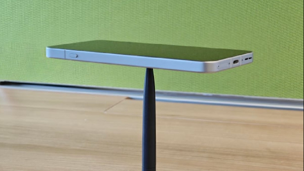 பேனா மீது நிலைநிறுத்தினால்.. OnePlus 13T செய்யும் மேஜிக்! பேனா மீது நிலைநிறுத்தினால்.. OnePlus 13T செய்யும் மேஜிக்!