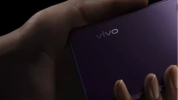 புது Vivo போன்.. 7300mAh பேட்டரி, 50MP சோனி கேமரா, 5G!