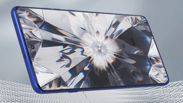 மிரளுது விற்பனை.. pOLED டிஸ்பிளே.. OIS கேமரா.. 90W ஃபாஸ்ட் சார்ஜிங்!