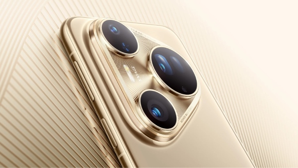 ஸ்மார்ட்போன் சாம்ராஜ்யமே மிரளுது.. OLED டிஸ்பிளே.. DUAL டெலிபோட்டோ!