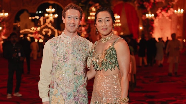 சிலிக்கான் வேலி ஜாம்பவான்களை ஷெர்வானி போட வைத்த ஆனந்த் அம்பானி!