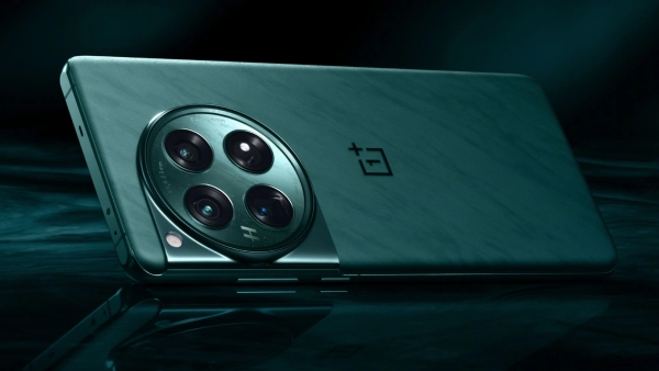 ஆர்டர் பிச்சிக்குது.. ரூ.13,002 டிஸ்கவுண்ட்.. SONY கேமரா.. எந்த மாடல்?