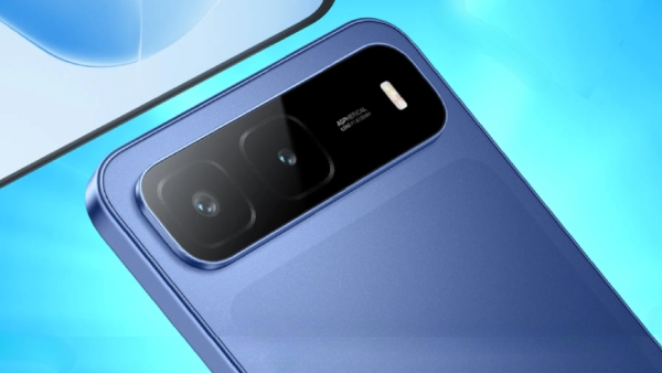 வீட்டுக்கு 2 ஆர்டர்.. அடிமட்ட பட்ஜெட்ல புது 5G போன்.. 6000mAh பேட்டரி!