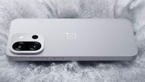 மொத்த சாம்ராஜ்யம் ஒரு OnePlus-க்கு வெயிட்டிங்.. 7000mAh பேட்டரி!