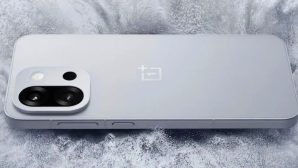 வாடா செல்லம்.. இந்தியாவே வெயிட்டிங்.. 7000mAh பேட்டரி..  எந்த மாடல்?