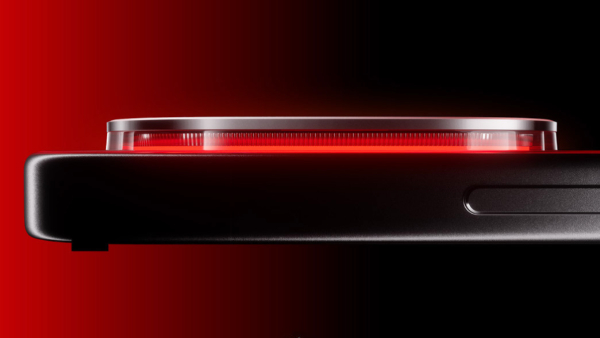 மொத்த சாம்ராஜ்யமே மிரளுது இந்த கேமராவுக்கு.. 7000mAh பேட்டரி!