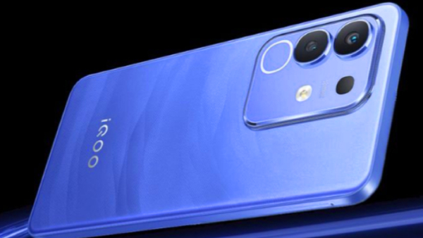 இப்போ வாங்குங்க..ஆஃபரில் தமரான iQOO போன்.. எந்த மாடல்?