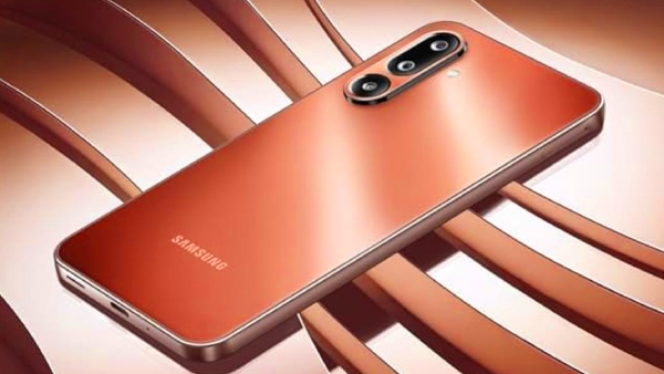 சுண்டி இழுக்கும் அமேசான் ஆஃபர்.. கம்மி விலையில் Samsung 5ஜி போன்.. 