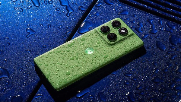 12GB ரேம் உடன் Motorola வின் முரட்டு போன்!