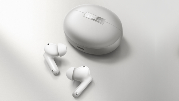 இது சுத்தி சுத்தி அடிக்கும்.. சிங்கிள் சார்ஜில் 45 மணி நேர பிளேபேக்!