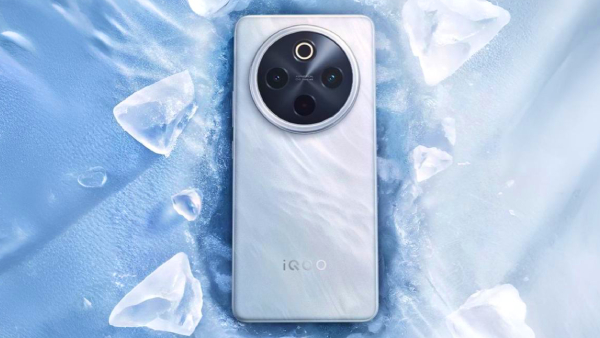 பிளிப்கார்ட்டில் அள்ளுங்க.. ஆஃபரில் IQOO 5ஜி போன்.. எந்த மாடல்?