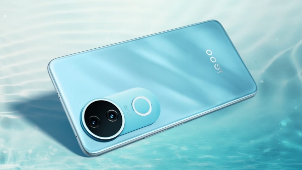 அடிச்சு தூக்குது விற்பனை.. பட்ஜெட்ல 3D டிஸ்பிளே.. SONY கேமரா.. மாடல்?