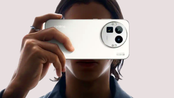 நவம்பர் 20 வரை எந்த போனும் வாங்காதீங்க.. வருகிறது Realme 5ஜி போன்.. நவம்பர் 20 வரை எந்த போனும் வாங்காதீங்க.. வருகிறது Realme 5ஜி போன்..