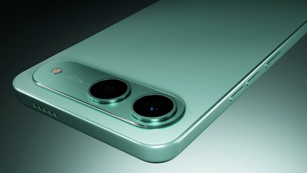 மொத்த ஆர்டரும் இந்த ஒத்த போனுக்கு.. ரூ.9,499 ரேட்ல 6000mAh பேட்டரி!