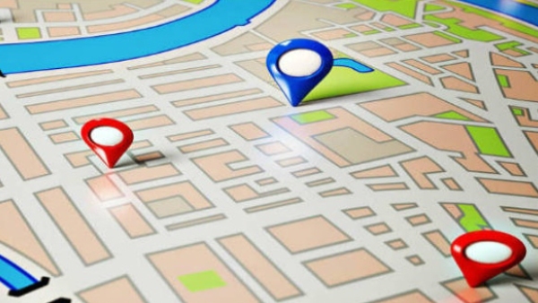 கூகுள் மேப்ஸில் தெரியும் வண்ணக் கோடுகள்.. 