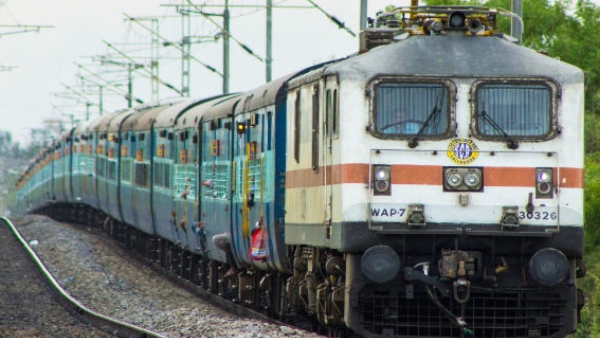 ஜனவரி 1 முதல் எல்லாமே மாறுது.. ஸ்லீப்பர் பெட்டியில் புதிய சேவை.. 