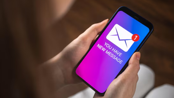 இந்த வங்கியில் அக்கவுண்ட் இருக்கா? இனி SMSக்கு கட்டணம்..