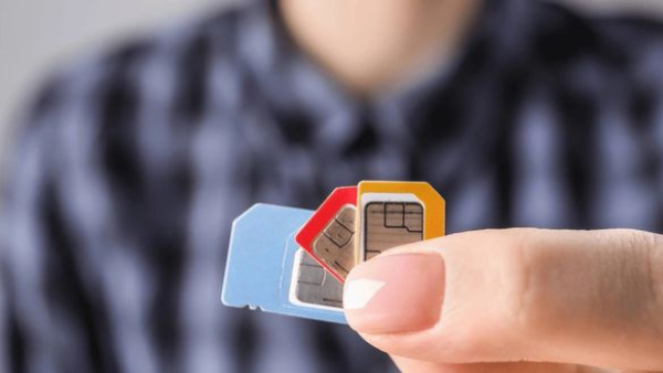 சிம் கார்டின் ஒரு மூலை மட்டும் வெட்டப்பட்டு இருப்பதற்கான காரணம் என்ன? 