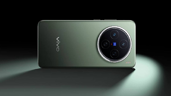 முரட்டு காம்பினேஷன்.. 7000mAh பேட்டரி.. SONY லைட்டியா கேமரா!