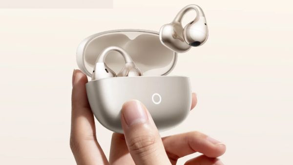 சுத்தி சுத்தி அடிக்கும்.. 3D ஸ்பாஷியல் ஆடியோ.. 36 மணி நேர பேட்டரி!