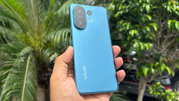 ஆஃபரை அள்ளி வீசுது பிளிப்கார்ட்.. Vivo 5ஜி போனை வாங்க சரியான நேரம்!