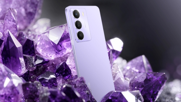 Realme அடிச்சான் பாரு.. ரூ.13,499 போதும்.. 7000mAh பேட்டரி.. மாடல்? Realme அடிச்சான் பாரு.. ரூ.13,499 போதும்.. 7000mAh பேட்டரி.. மாடல்?