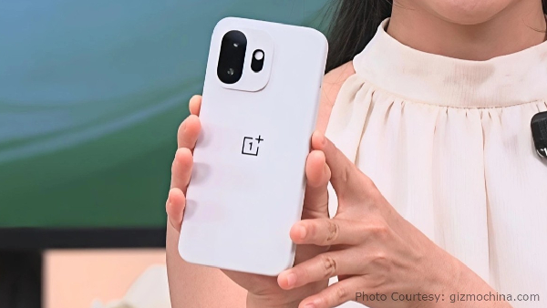 வாடா குட்டி பையா.. 3 கலர்களில் புது OnePlus மினி போன்!
