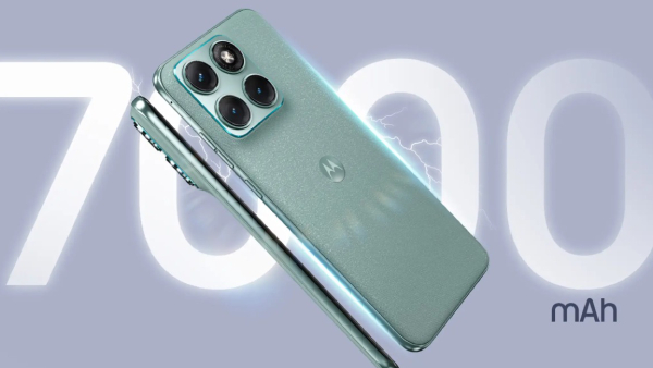 நாடே இந்த மோட்டோரோலா போனுக்கு வெயிட்டிங்.. ட்ரிபிள் ரியர் கேமரா.. நாடே இந்த மோட்டோரோலா போனுக்கு வெயிட்டிங்.. ட்ரிபிள் ரியர் கேமரா..