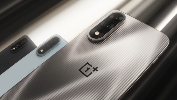 OnePlus ஒரே போடு.. OLED டிஸ்பிளே.. 8500mAh பேட்டரி.. 50MP கேமரா! OnePlus ஒரே போடு.. OLED டிஸ்பிளே.. 8500mAh பேட்டரி.. 50MP கேமரா!