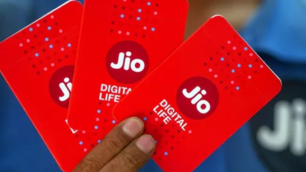 ஒரே Jio ரீசார்ஜ்.. 90 நாட்களுக்கு கவலை இருக்காது.. 200ஜிபி டேட்டா.. ஒரே Jio ரீசார்ஜ்.. 90 நாட்களுக்கு கவலை இருக்காது.. 200ஜிபி டேட்டா..
