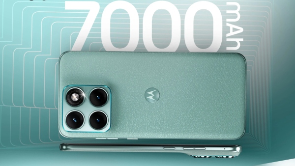 விட்ராதீங்க ப்ரோ.. ரூ.2,000 ஆஃபர் ரேட்ல 7000mAh பேட்டரி Moto போன்!