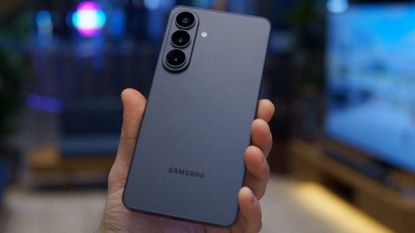 மார்க்கெட்டே மிரள போகுது.. வருகிறது புது Samsung 5ஜி போன்.. எந்த மாடல் மார்க்கெட்டே மிரள போகுது.. வருகிறது புது Samsung 5ஜி போன்.. எந்த மாடல்