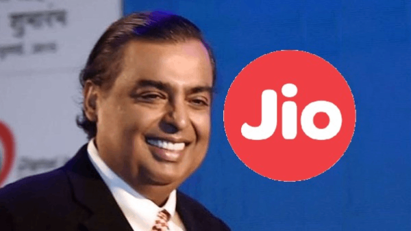 Jio காட்டில் மழை.. ரீசார்ஜ் மேல ரீசார்ஜ் செய்யும் கஸ்டமர்கள்! Jio காட்டில் மழை.. ரீசார்ஜ் மேல ரீசார்ஜ் செய்யும் கஸ்டமர்கள்!