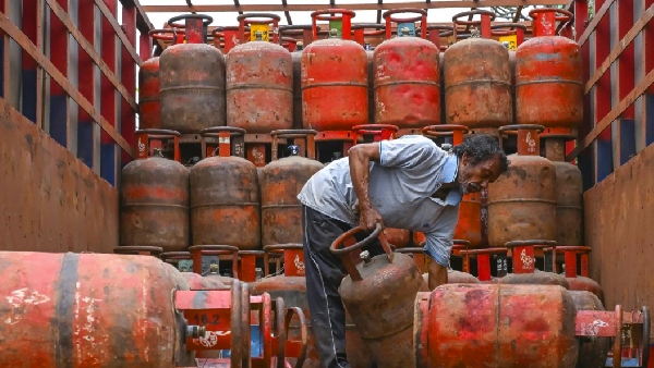 LPG  சிலிண்டர்.. ஆகஸ்ட் 16க்குள் இந்த வேலையை முடிக்கவும்..
