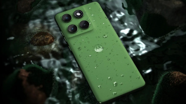இது வந்தா போதும், மொத்தமா மிரளும்.. காம்பாக்ட் Motorola ஸ்மார்ட்போன்! இது வந்தா போதும், மொத்தமா மிரளும்.. காம்பாக்ட் Motorola ஸ்மார்ட்போன்!