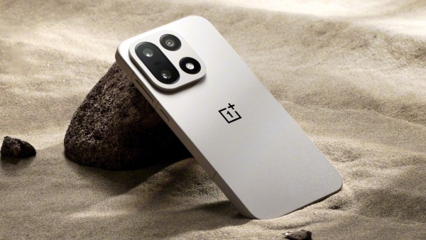 OnePlus ஒரே போடு.. ரூ.4,000 ஆஃபரில் 120W சார்ஜிங்.. 7300mAh பேட்டரி! OnePlus ஒரே போடு.. ரூ.4,000 ஆஃபரில் 120W சார்ஜிங்.. 7300mAh பேட்டரி!