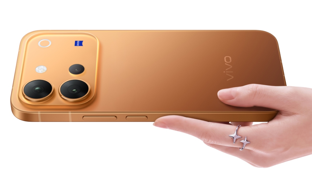 போட்டான் பாரு விவோ.. SONY கேமரா.. 100X ஜூமிங்.. 7200mAh பேட்டரி!
