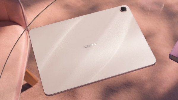 பிரிச்சி விட்டாப்ல OPPO.. 5.39 மி.மீ பாடியில் 8000mAh பேட்டரி! பிரிச்சி விட்டாப்ல OPPO.. 5.39 மி.மீ பாடியில் 8000mAh பேட்டரி!