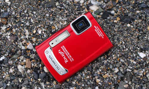 Olympus Tough TG-320 waterproof camera