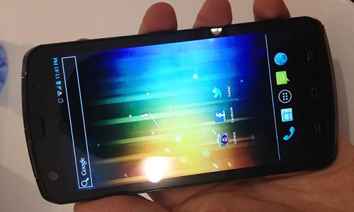 Fujitsu Arrows Ultra