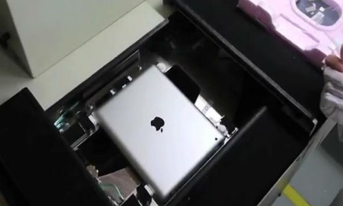 Making of Apple iPad [Video]