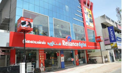 టెలికాం బిజినెస్ల నుంచి ..