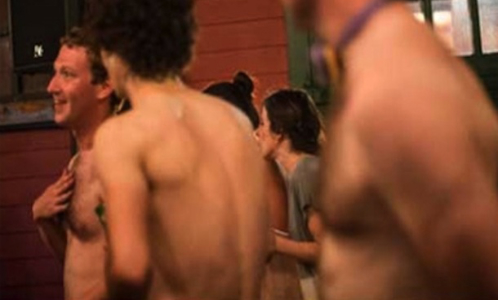 Mark Zuckerberg Topless Photo Goes Viral: Facebookâs Director Vexed by Privacy Settings