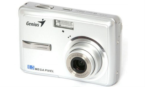 Genius G-Shot P831 8MP Camera