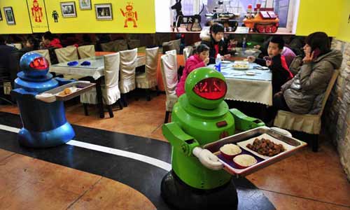 3-robotrestaurant-150113