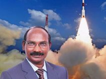 కూలి పనుల నుంచి ఇస్రో చైర్మెన్ దాకా, శివన్ జీవితమే ఓ తెరిచిన పుస్తకం 